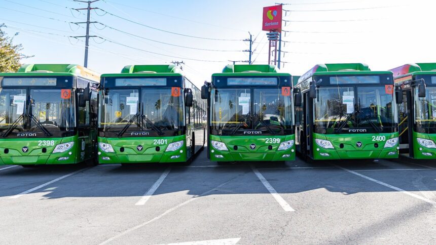 Entregan y modernizan 40 nuevas unidades de transporte de la Ruta 223