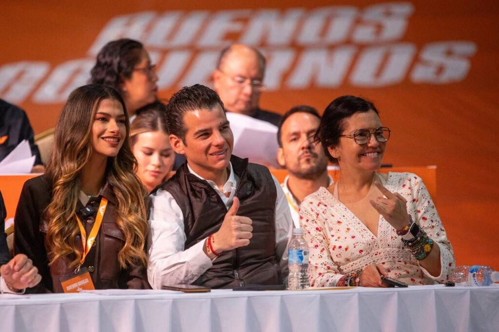 Máynez destapa a Mike Flores, Mariana Rodríguez y Luis Donaldo Colosio para la gubernatura de Nuevo León en 2027