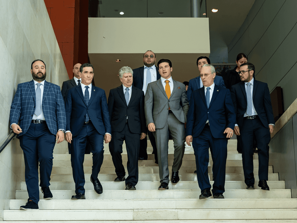 Asiste Samuel García a toma de protesta de nuevo presidente de COPARMEX