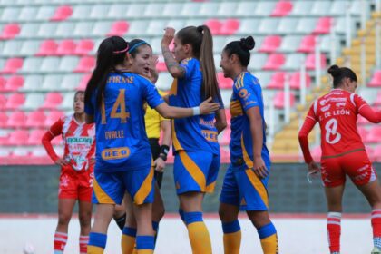 Tigres Femenil arrasa con Necaxa y firma goleada 4-0 en Aguascalientes
