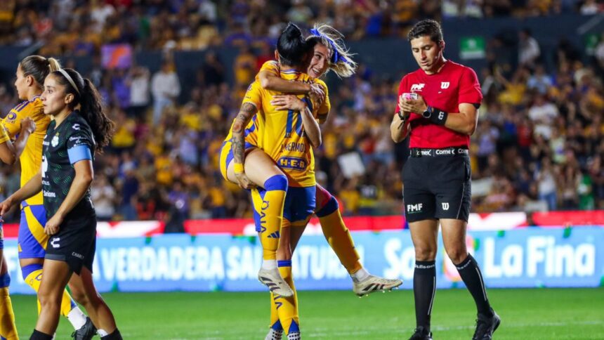 Tigres Femenil arrasa con Santos y firma goleada 5-0 en el Universitario