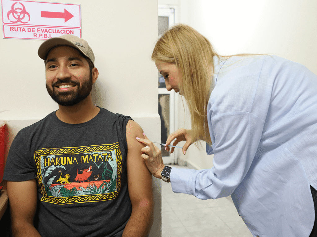 Aplica Nuevo León más de 50 mil dosis de vacuna en tan solo tres días