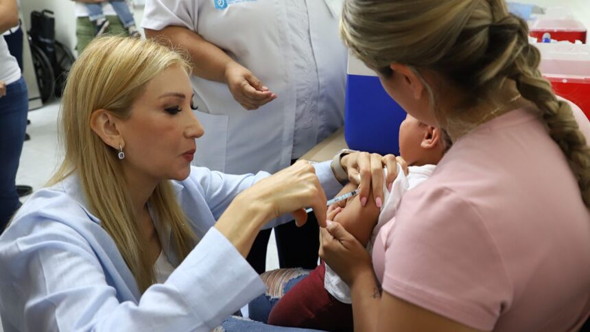 Aplica Nuevo León más de 50 mil dosis de vacuna en tan solo tres días