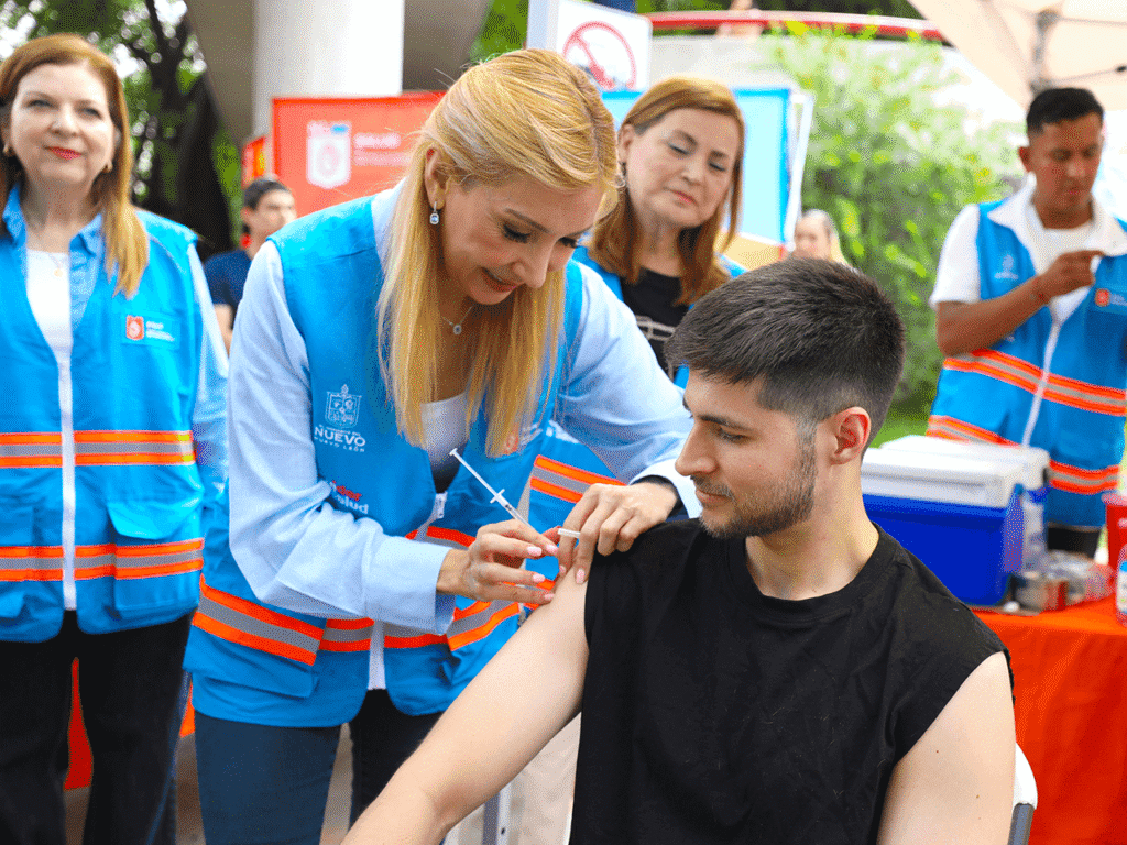 Promueve Secretaría de Salud vacunación en San Pedro de Pinta