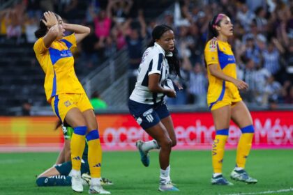 Con gol en tiempo de compensación, Rayadas avanza a semifinales tras vencer a Tigres Femenil
