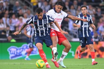 Rayados vence 3-1 a Chivas y llega encendido al Clásico Regio