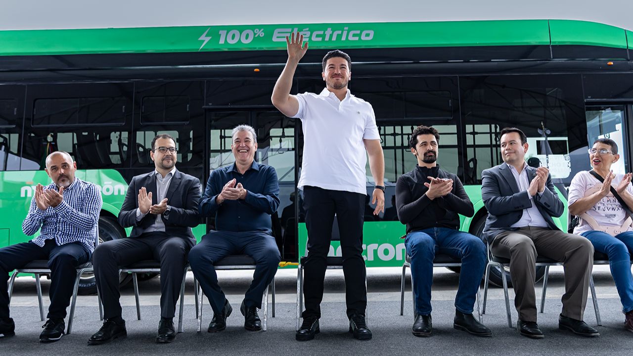 Arranca Samuel García operación de unidades de transmetro 100% eléctricas en San Bernabé