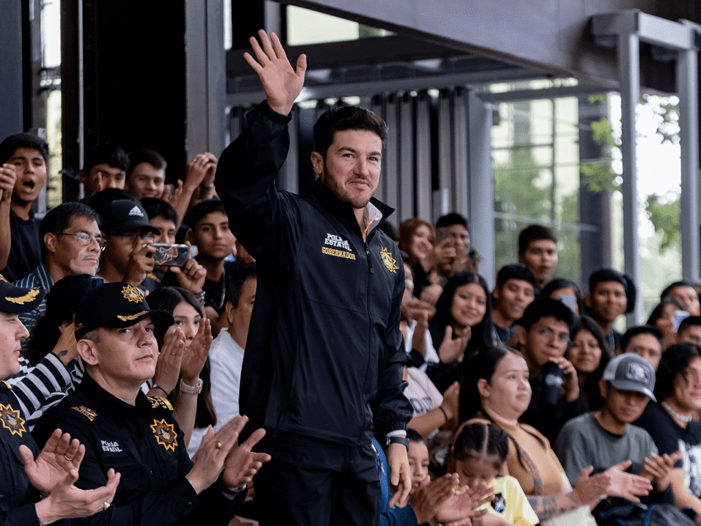 Recorre Samuel García la Expo Fuerza Civil e invita a la ciudadanía a conocer la mejor policía de México