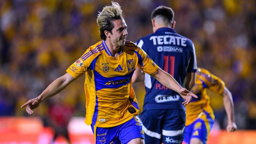 Tigres remonta y gana 2-1 a Rayados en un Clásico Regio de locura