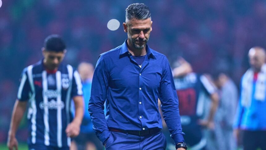 OFICIAL: Martín Demichelis deja de ser técnico de Rayados