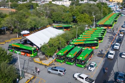 Con 25 camiones nuevos, arranca la ruta intramunicipal en Cadereyta, conectando con Juárez y Guadalupe para mejorar la movilidad en Nuevo León