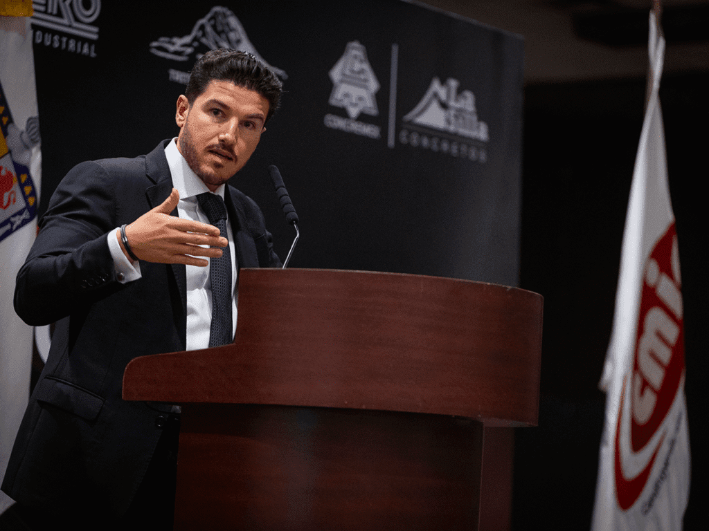 Samuel Alejandro García Sepúlveda, destacó que el estado se ha convertido en el líder nacional en obra pública