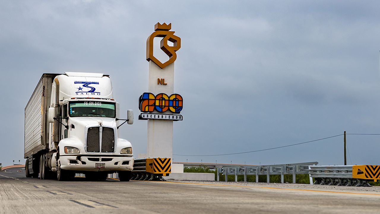 Inaugura Samuel García oficialmente, conexión de la Carretera La Gloria-Colombia y la Autopista Monterrey-Laredo
