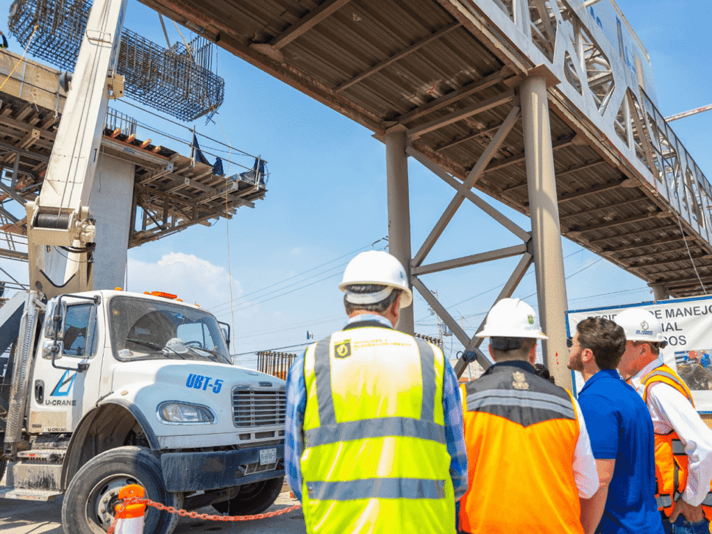 Avanza firme la Línea 6 del Metro: Samuel García supervisa obra en Miguel Alemán