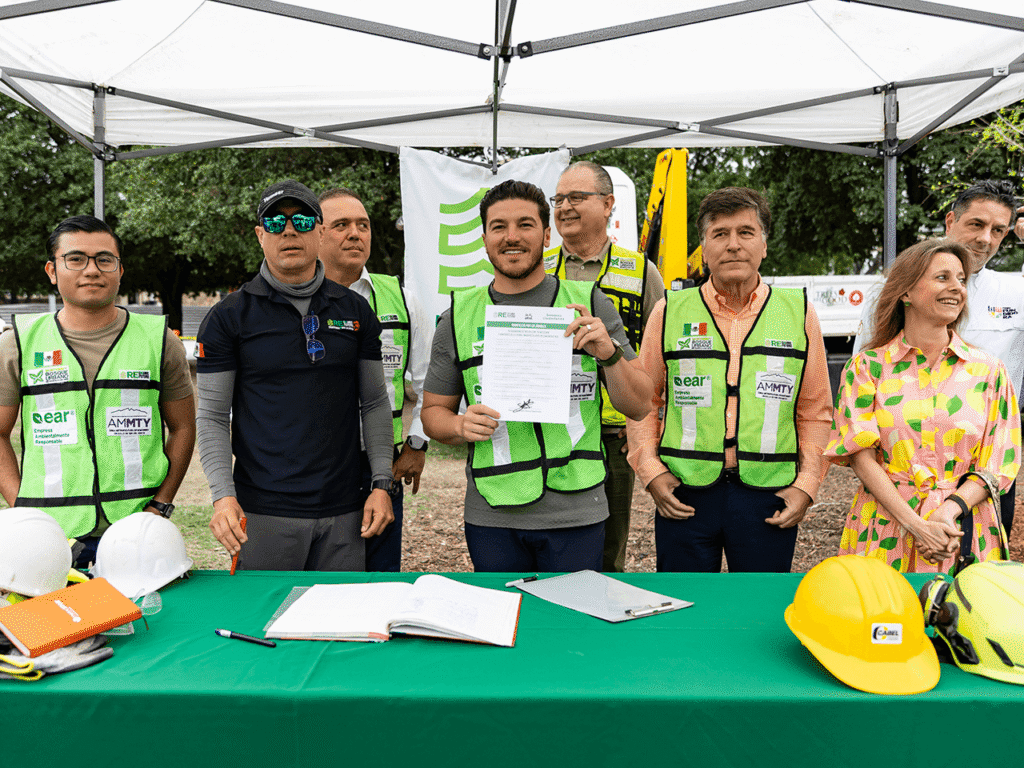 Samuel García anunció que Nuevo León ya suma 650 mil árboles plantados en tres años