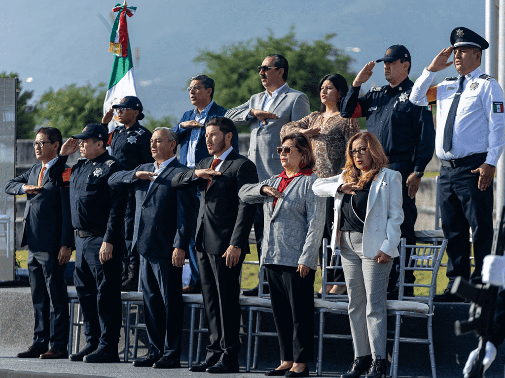 Suma NL167 nuevos policías de Proximidad al servicio de las y los neoloneses
