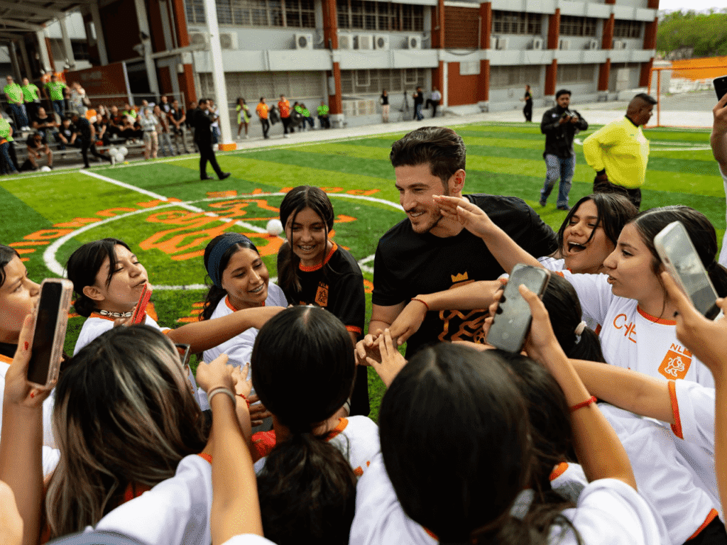 Arranca Samuel García oficialmente Mundialito Escolar; inaugura nuevos espacios deportivos en escuelas