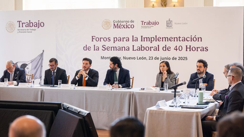 Participa Samuel García en Foro para la Implementación de la Semana Laboral de 40 horas