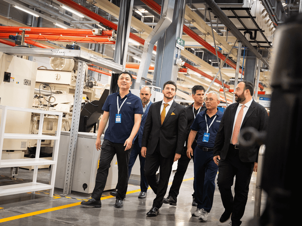 Inaugura Samuel García primera planta de Hengli de México en NL