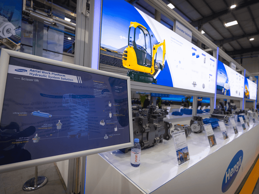 Inaugura Samuel García primera planta de Hengli de México en NL