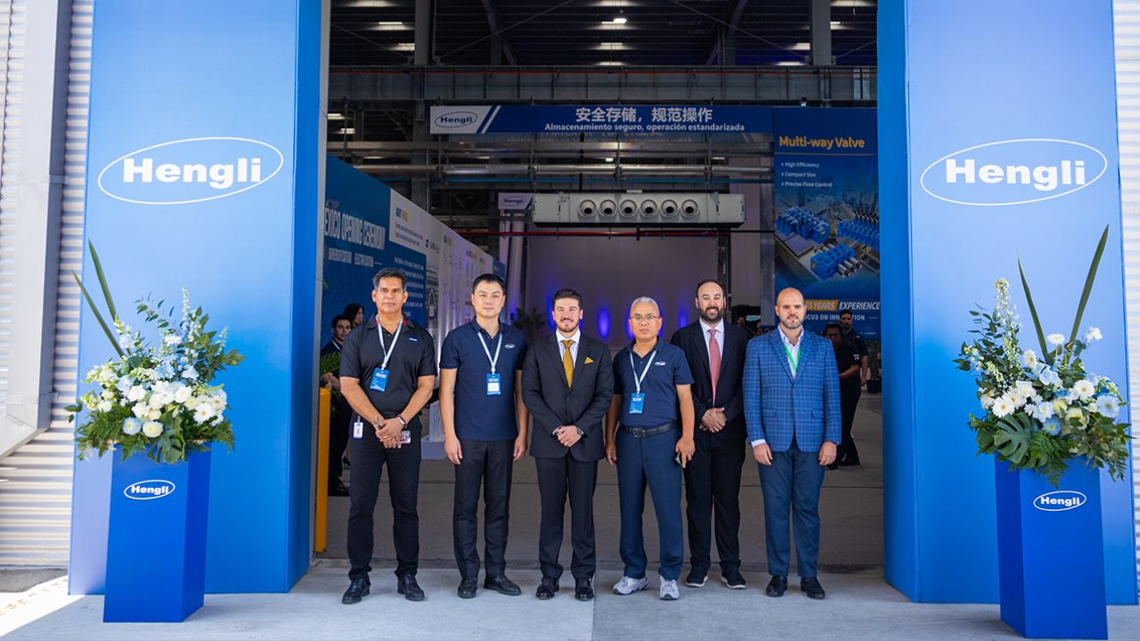 Inaugura Samuel García primera planta de Hengli de México en NL