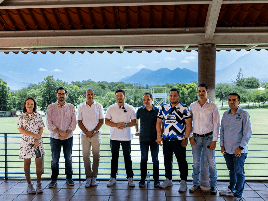 Samuel García encabezó una jornada de supervisión de obras clave en el municipio de Santiago rumbo al Mundial 2026