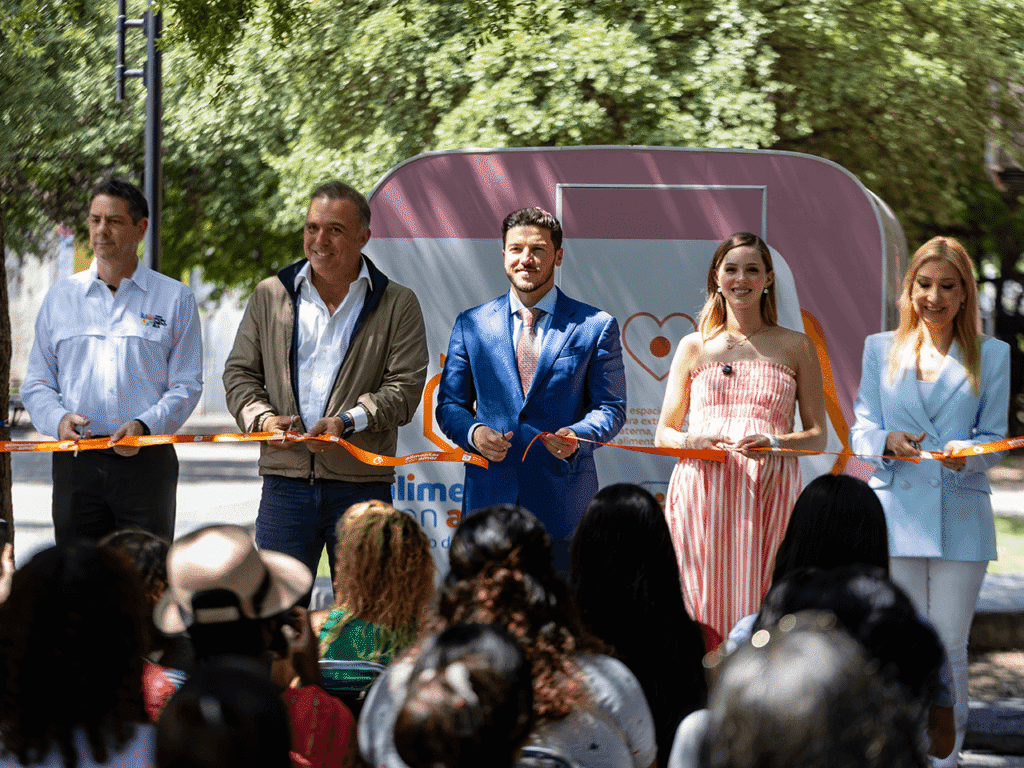 Inauguran Samuel García y Mariana Rodríguez dos lactarios en Parque Fundidora; Ya suman más de 100 en Nuevo León