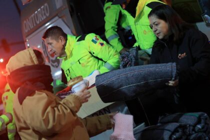 DIF Nuevo León activa Operativo Carrusel por intenso frío