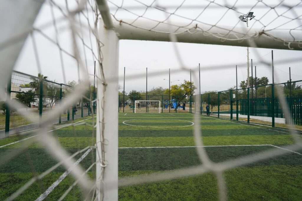 Entregan primera etapa de parque rehabilitado en Mirador de las Mitras
