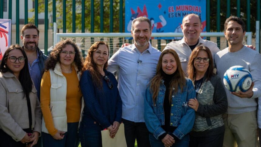 Remodelan y entregan parque en Residencial Puerta de Hierro