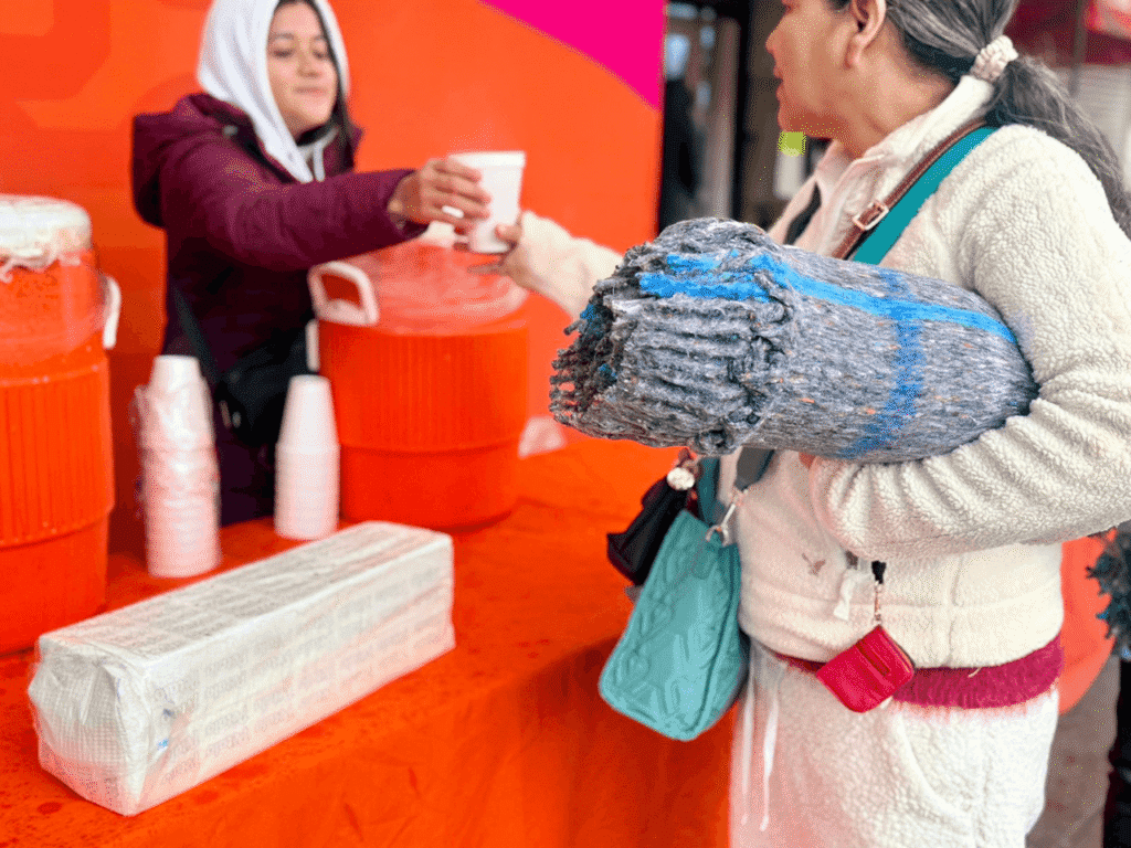 Implementa Secretaría de Igualdad e Inclusión Operativo Invernal en el Centro de Monterrey