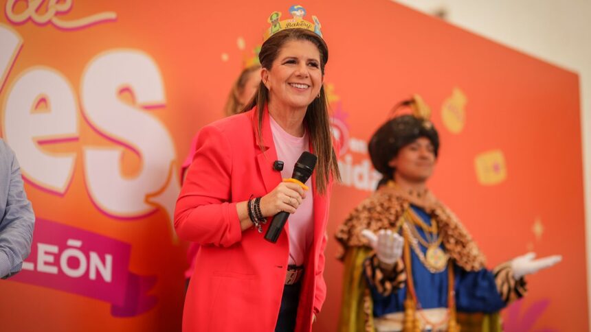 Da Martha Herrera bienvenida a 2026 en Centros Comunitarios y comparte Rosca de Reyes