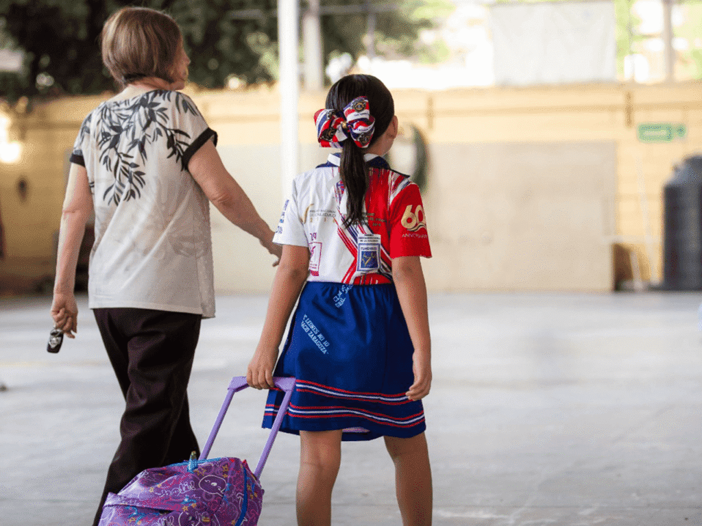 Más de un millón de estudiantes regresan a clases en NL , luego de finalizar el receso vacacional decembrino