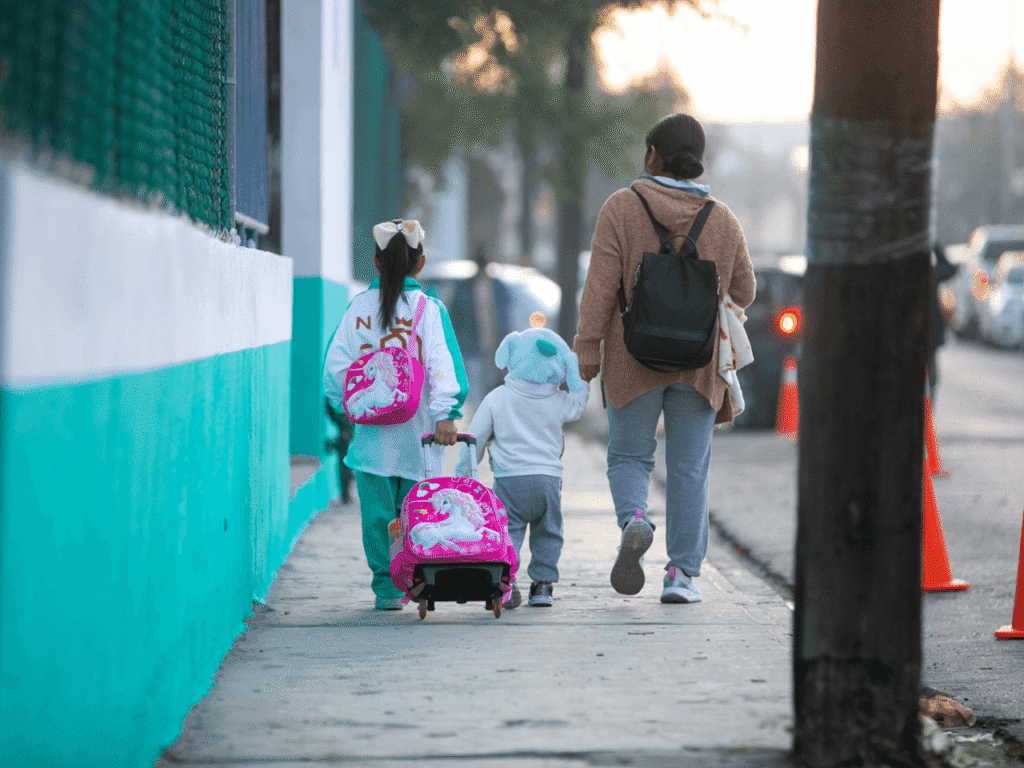 Más de un millón de estudiantes regresan a clases en NL , luego de finalizar el receso vacacional decembrino