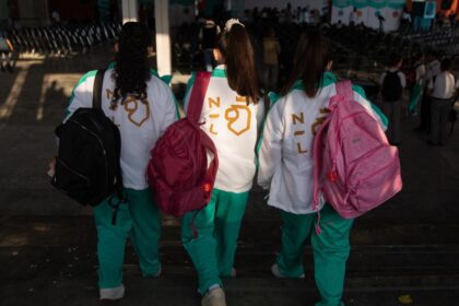 Más de un millón de estudiantes regresan a clases en NL , luego de finalizar el receso vacacional decembrino