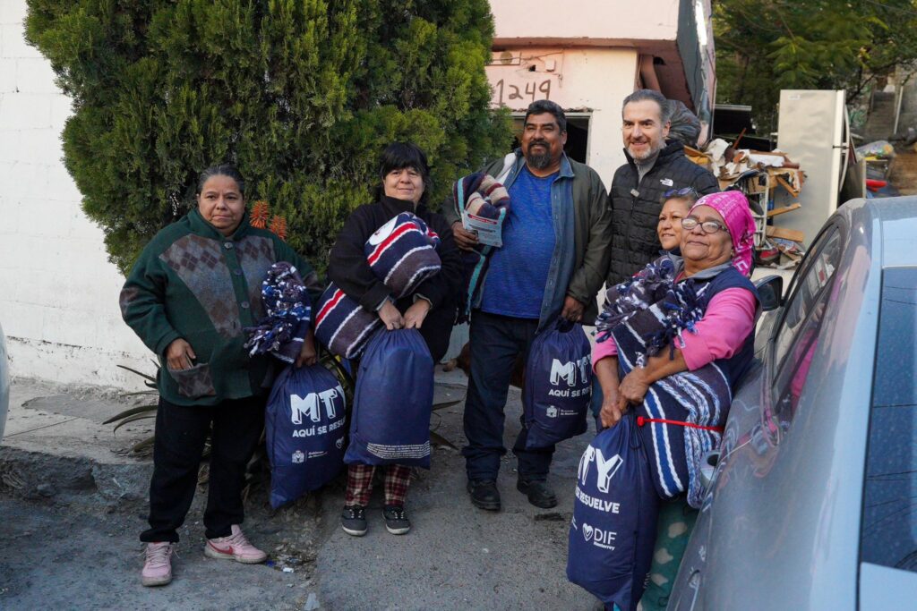 Refuerza DIF Monterrey programa “Monterrey sin Frío”