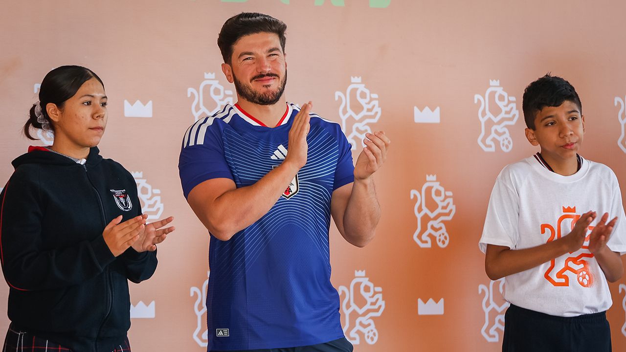 Encabeza Samuel García regreso a clases de más de un millón de alumnos de educación básica en NL