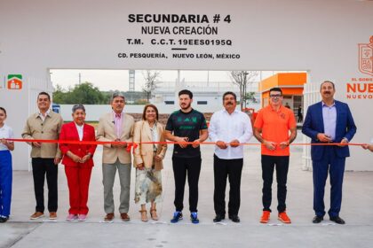 Entrega Samuel García infraestructura de nueva generación educativa en Pesquería