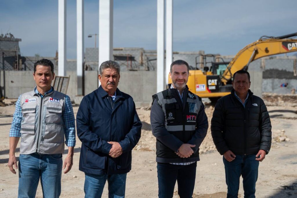Supervisa Adrián de la Garza avance en construcción del C4 Norte en Monterrey