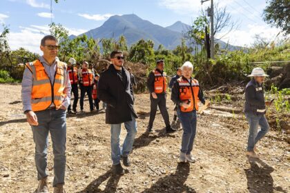 Supervisa Samuel García avances en obras del Parque del Agua