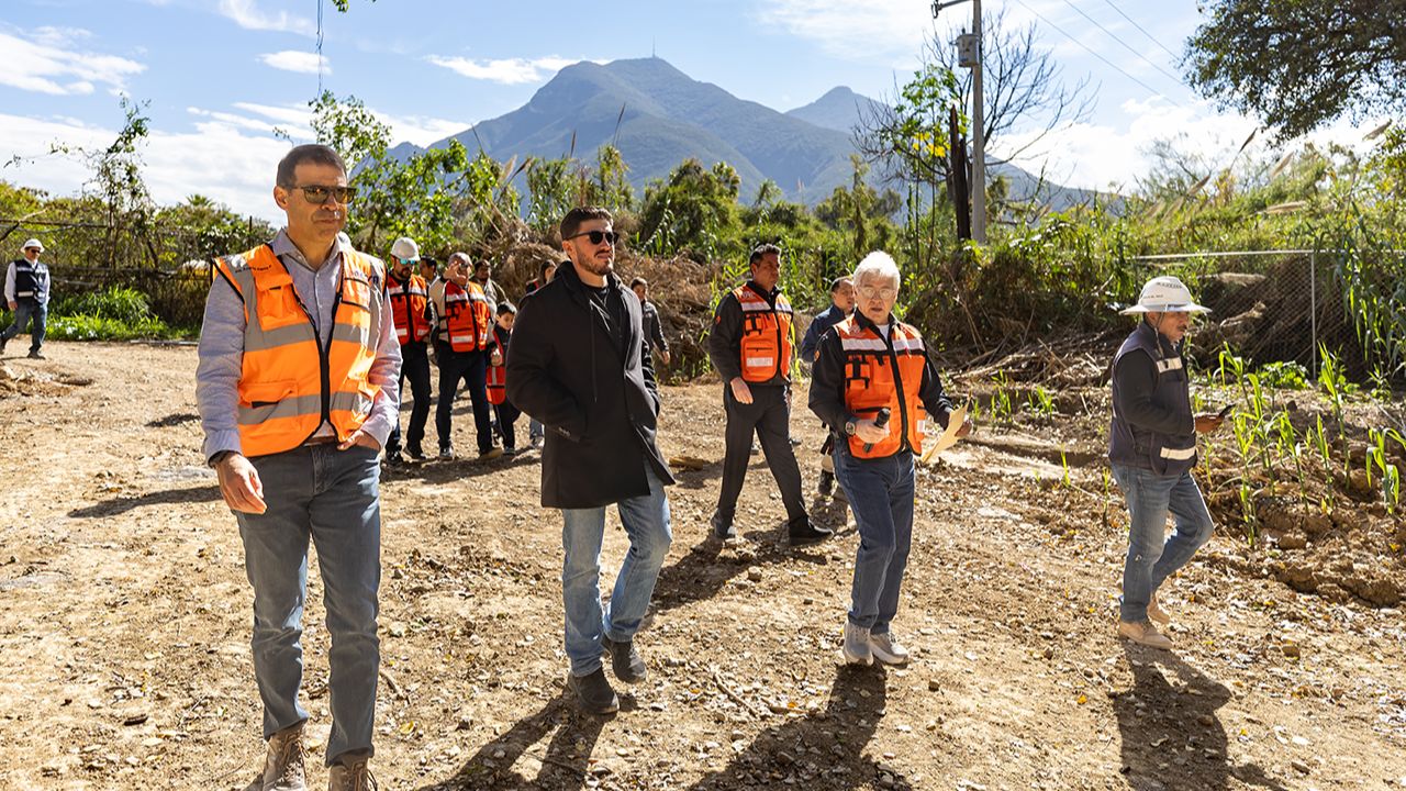 Supervisa Samuel García avances en obras del Parque del Agua