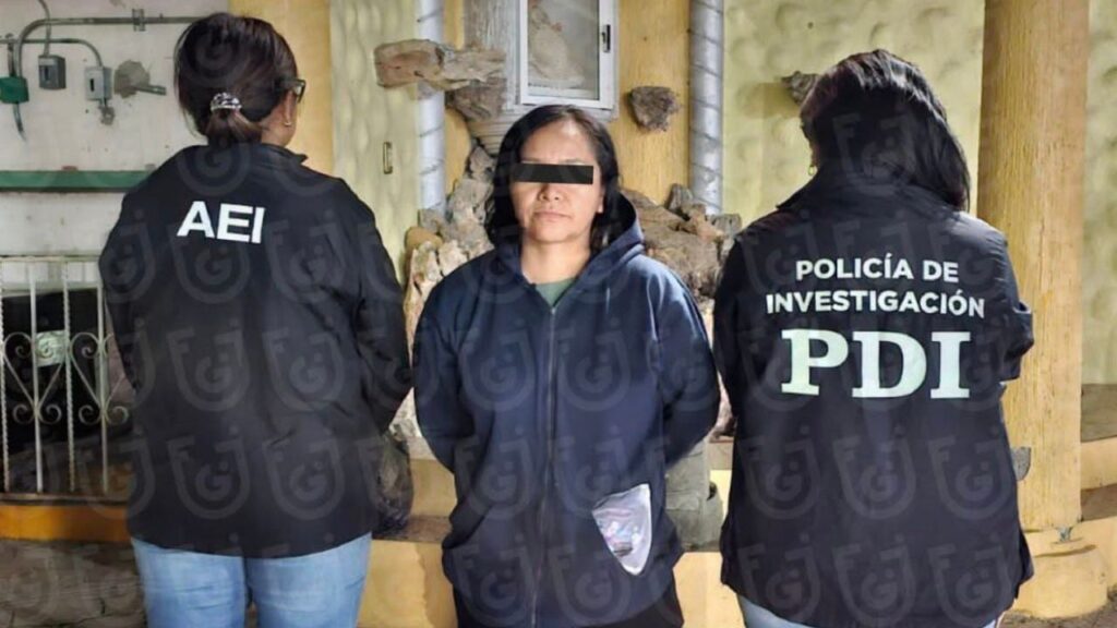 Detienen a mujer que atropelló y arrastró a motociclista en Iztapalapa