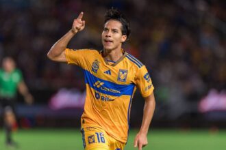 Diego Lainez Leyva renueva con Tigres hasta 2029