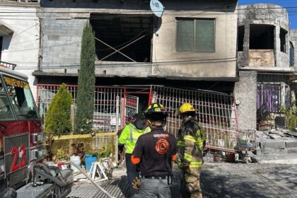 Explosión por gas LP deja dos adultos mayores heridos