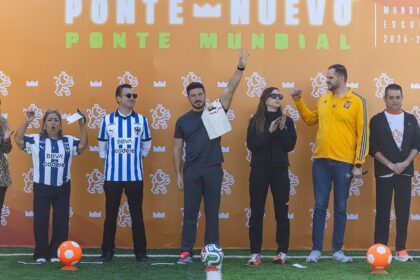 Inaugura Samuel García la cancha 421 en Monterrey rumbo al Mundial