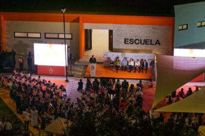 Inauguran Mariana Rodríguez y Samuel García Escuela de Capullos en Guadalupe