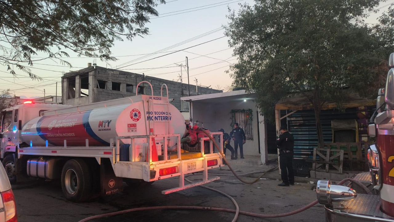 Incendio en colonia Estrella en Monterrey deja una persona sin vida