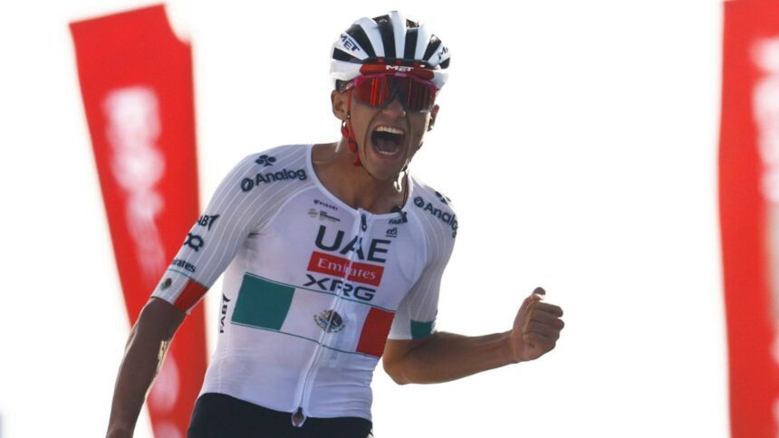 Isaac del Toro se proclama campeón de UAE Tour 2026