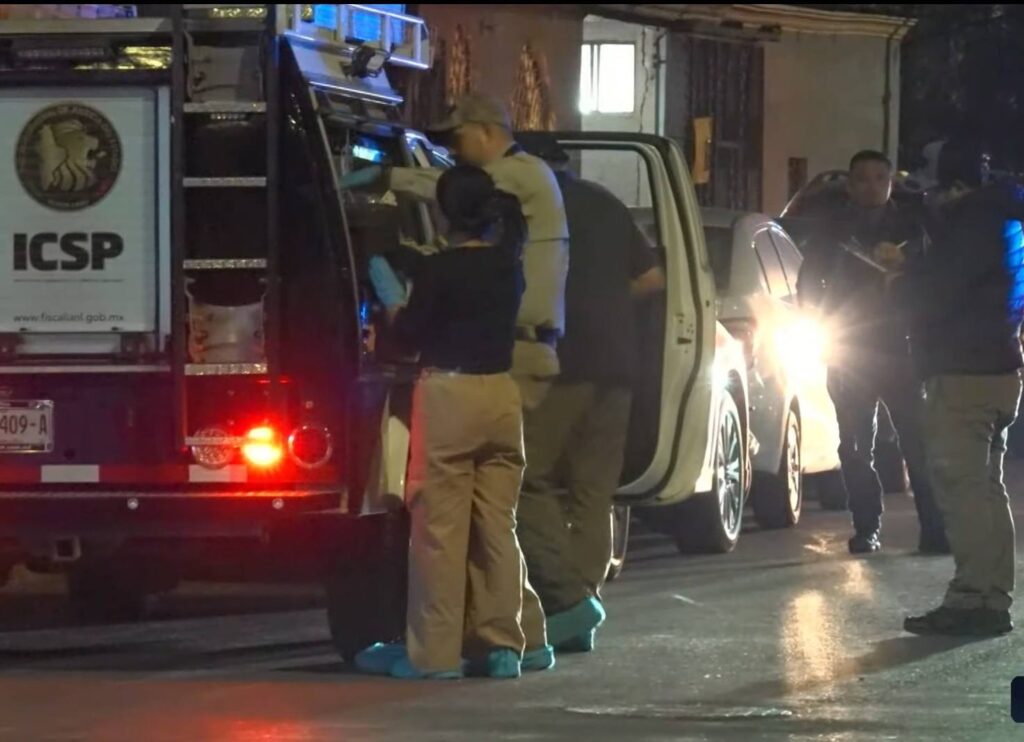 Linchan a presunto ladrón tras asalto a panadería en Escobedo