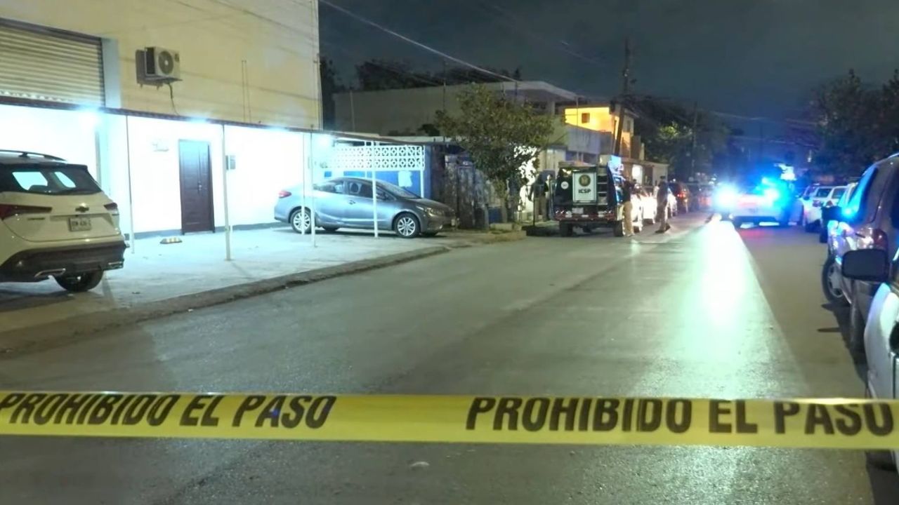 Linchan a presunto ladrón tras asalto a panadería en Escobedo